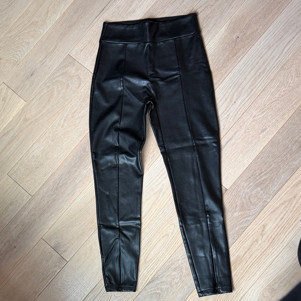 Abercrombie & Fitch Black Faux Leather-Look Leggings